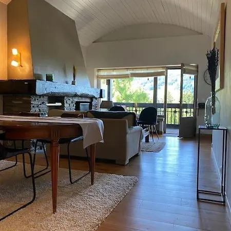 Superbe Avec Vue Sur Montagnes, Calme Apartment